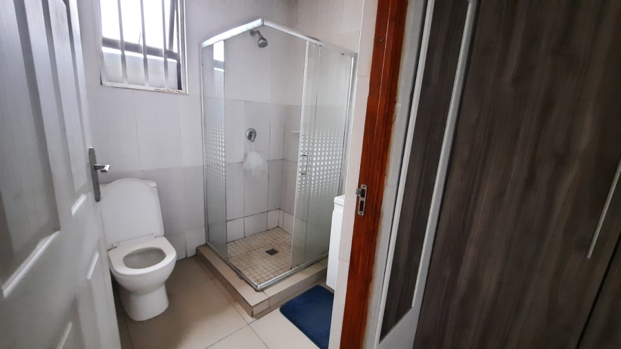 To Let 4 Bedroom Property for Rent in Kensington Gauteng