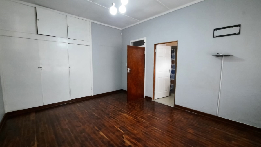 To Let 4 Bedroom Property for Rent in Kensington Gauteng