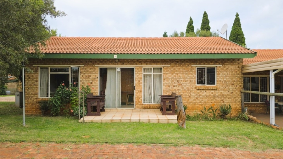1 Bedroom Property for Sale in Kleinfontein A H Gauteng