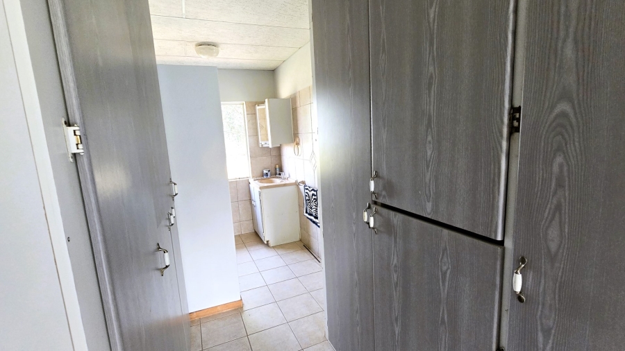 To Let 3 Bedroom Property for Rent in Kleinfontein A H Gauteng