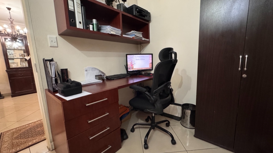 3 Bedroom Property for Sale in Three Rivers Proper Gauteng
