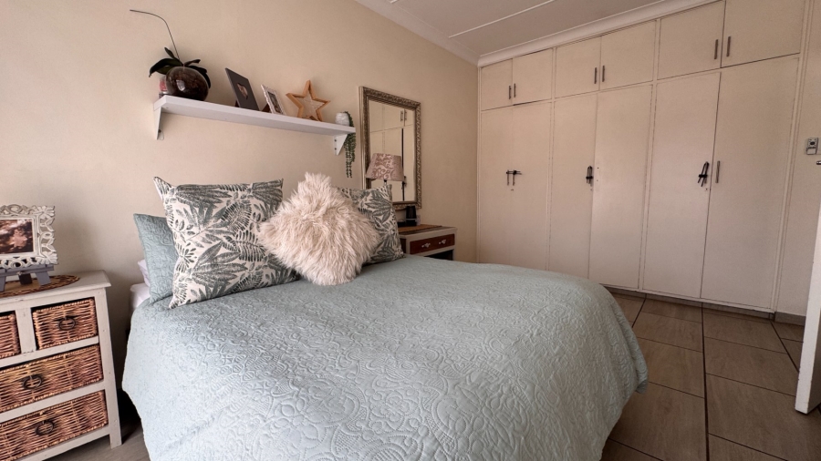 3 Bedroom Property for Sale in Three Rivers Proper Gauteng