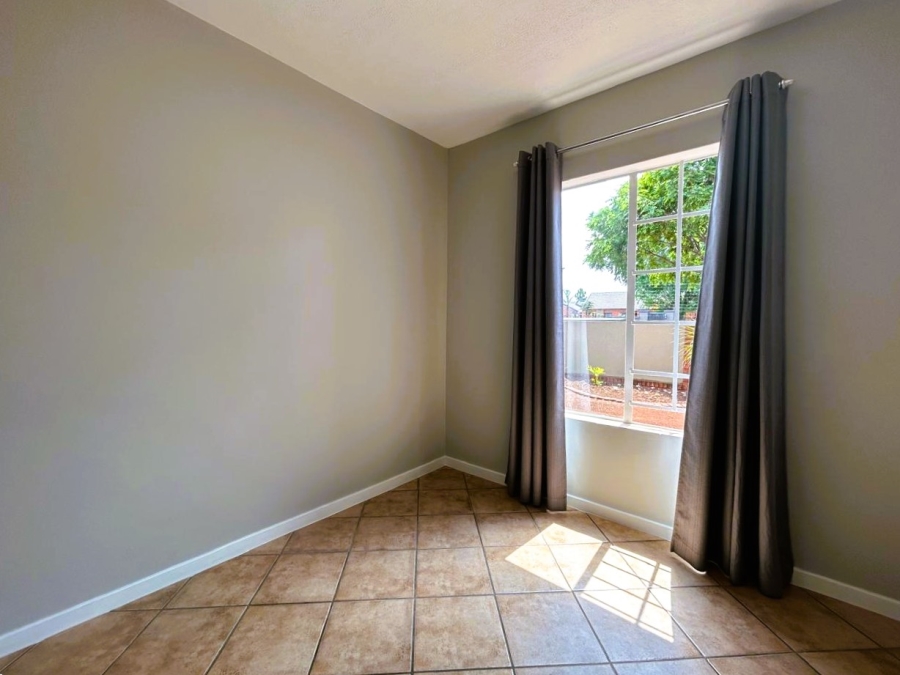 2 Bedroom Property for Sale in Eco Park Gauteng