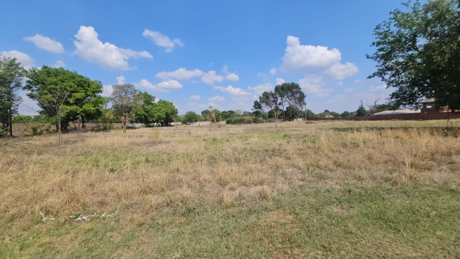 Commercial Property for Sale in Raslouw Gauteng