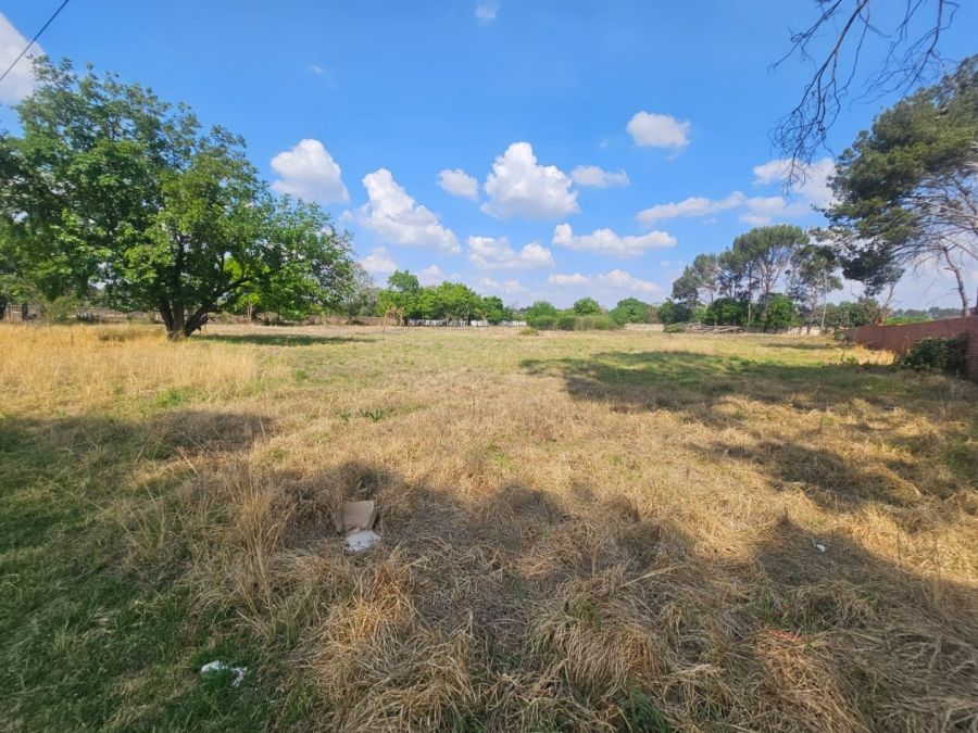 Commercial Property for Sale in Raslouw Gauteng