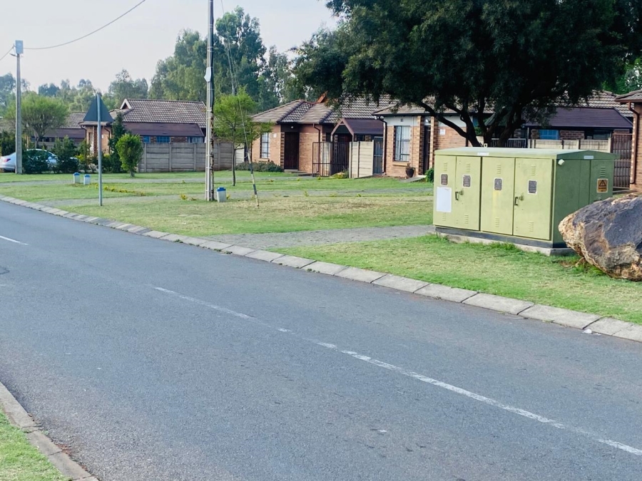3 Bedroom Property for Sale in Clayville Industria Gauteng