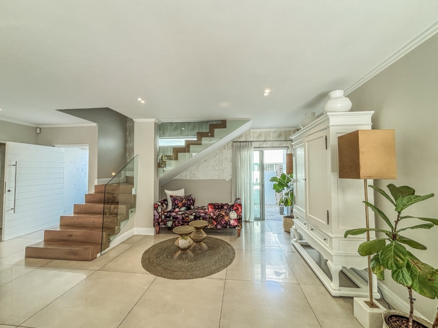 3 Bedroom Property for Sale in Bryanston Gauteng
