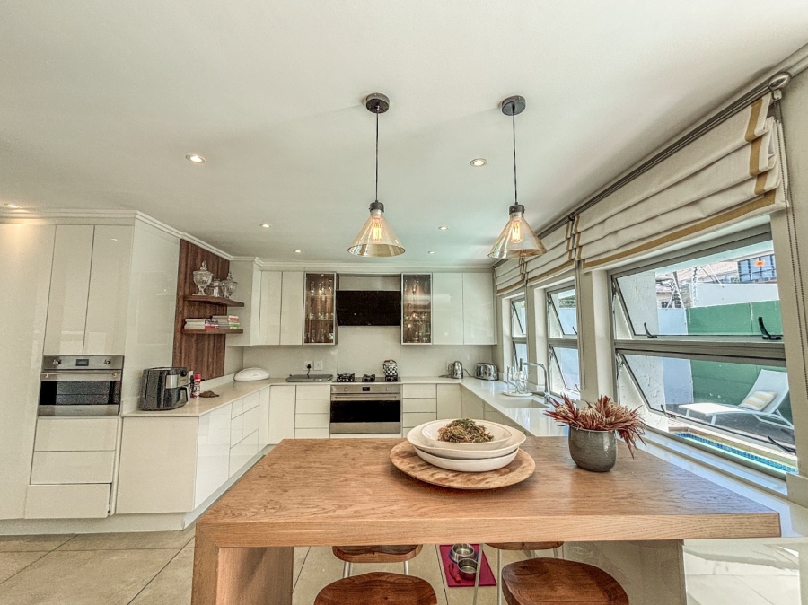 3 Bedroom Property for Sale in Bryanston Gauteng