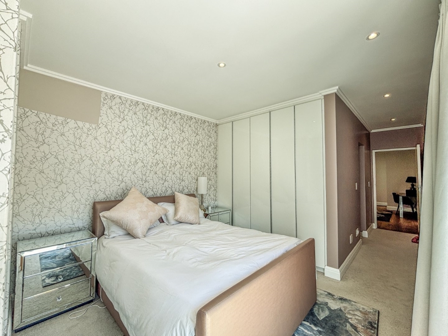 3 Bedroom Property for Sale in Bryanston Gauteng