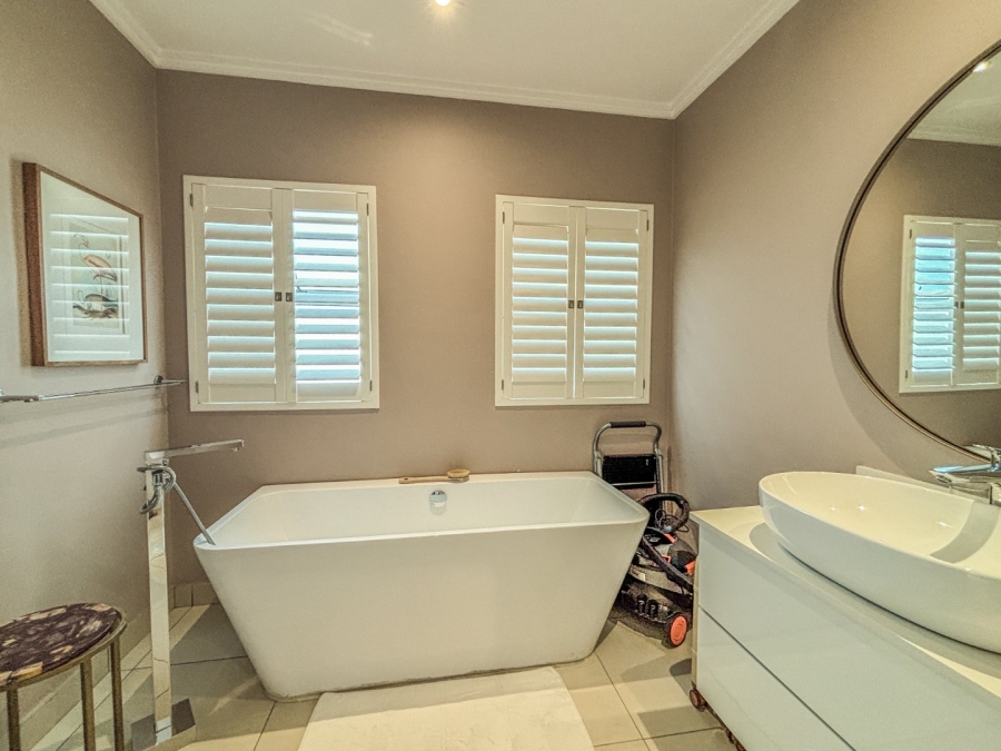 3 Bedroom Property for Sale in Bryanston Gauteng