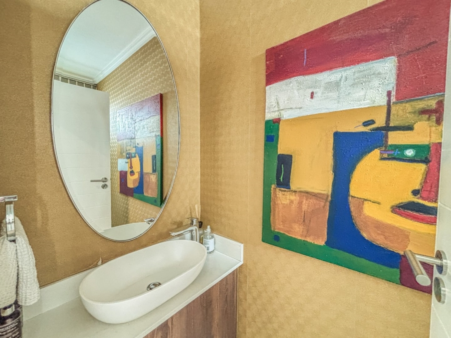 3 Bedroom Property for Sale in Bryanston Gauteng