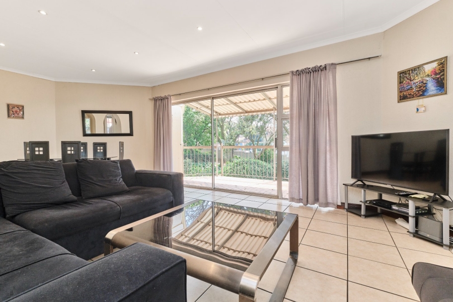 2 Bedroom Property for Sale in Bryanston Gauteng
