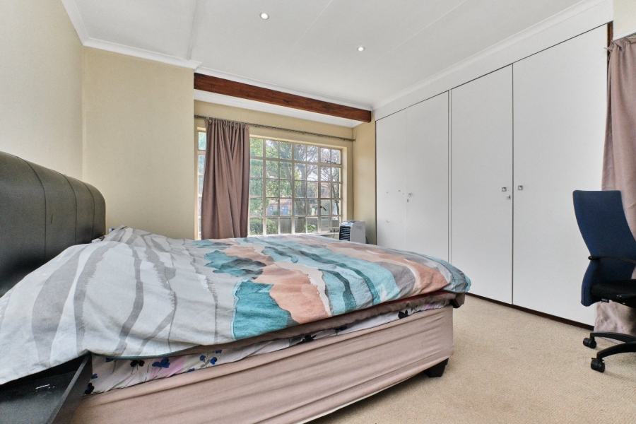 2 Bedroom Property for Sale in Bryanston Gauteng