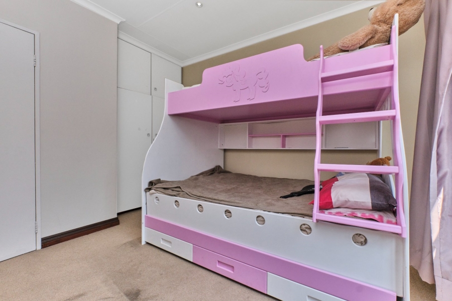 2 Bedroom Property for Sale in Bryanston Gauteng
