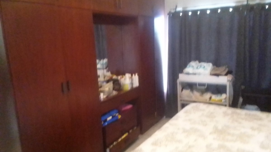 4 Bedroom Property for Sale in Rustivia Gauteng