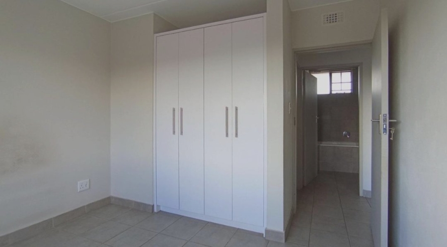 2 Bedroom Property for Sale in Lotus Gardens Gauteng