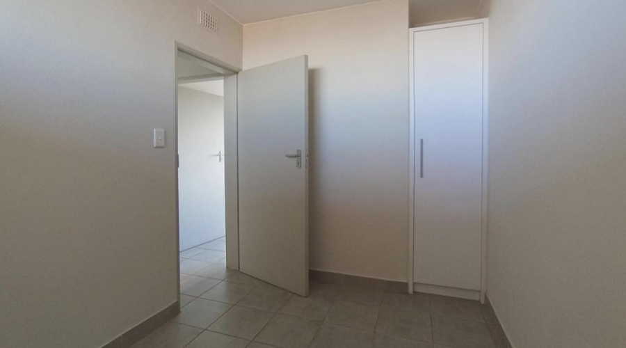 2 Bedroom Property for Sale in Lotus Gardens Gauteng