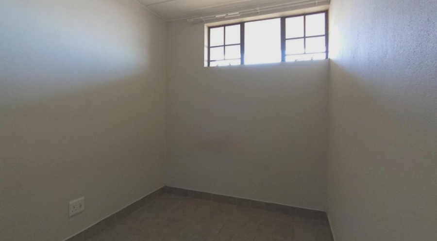 2 Bedroom Property for Sale in Lotus Gardens Gauteng