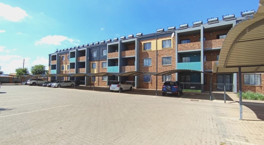 2 Bedroom Property for Sale in Lotus Gardens Gauteng