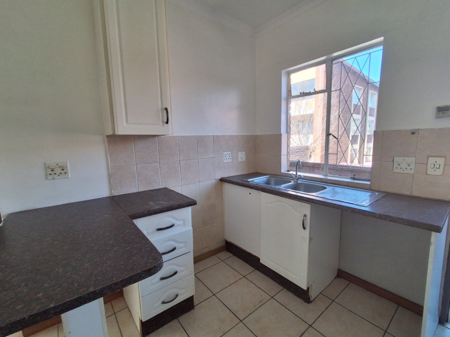 To Let 2 Bedroom Property for Rent in Sunnyridge Gauteng