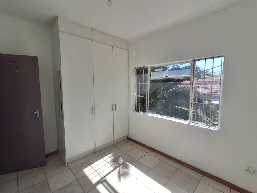To Let 2 Bedroom Property for Rent in Sunnyridge Gauteng