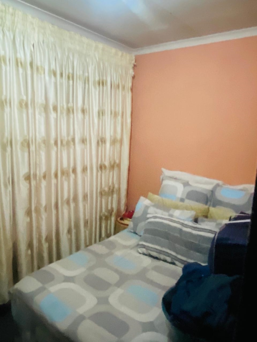 6 Bedroom Property for Sale in Olifantsfontein Gauteng