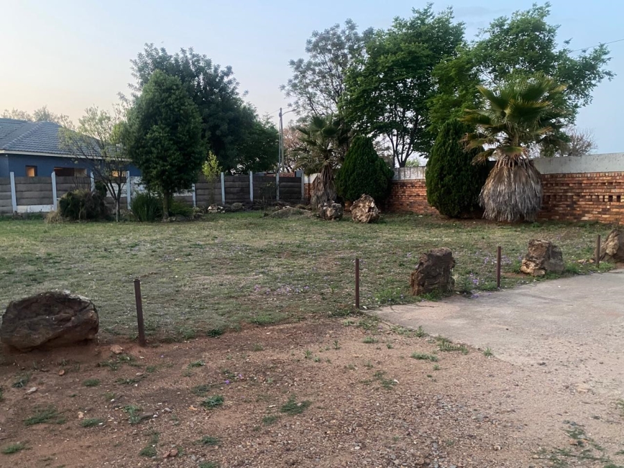 6 Bedroom Property for Sale in Olifantsfontein Gauteng