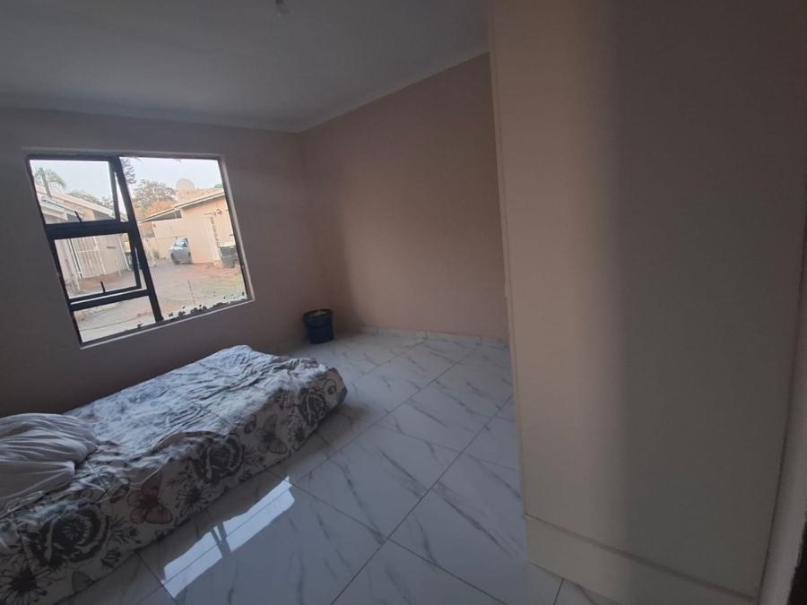 To Let 1 Bedroom Property for Rent in Witpoortjie Gauteng
