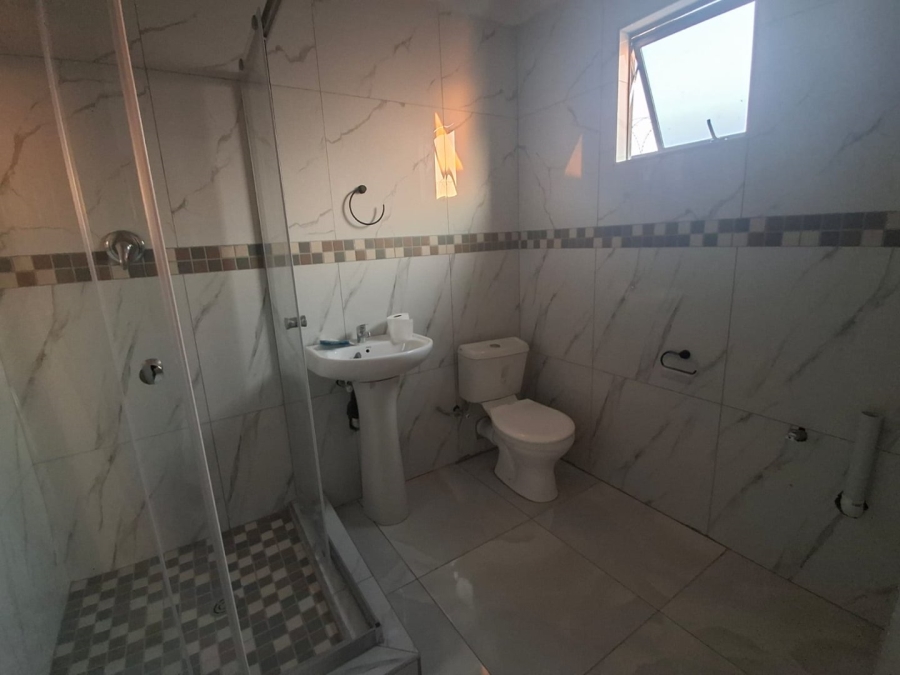To Let 1 Bedroom Property for Rent in Witpoortjie Gauteng