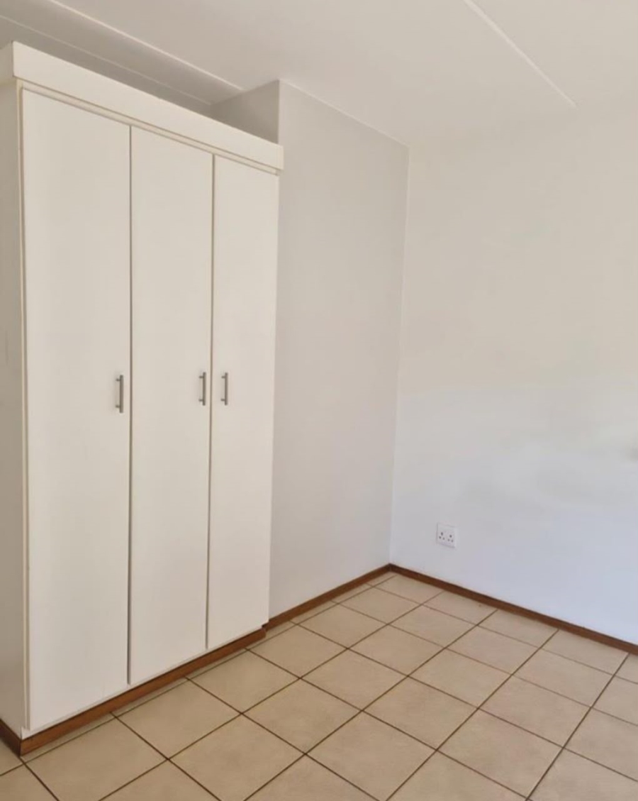 To Let 2 Bedroom Property for Rent in Jansenpark Gauteng