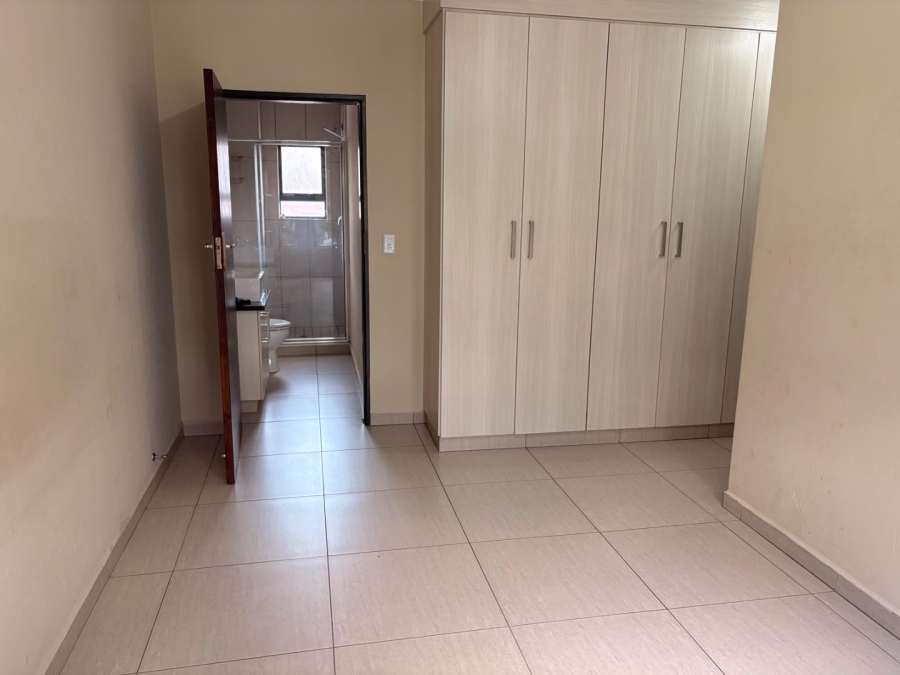 To Let 3 Bedroom Property for Rent in Ravenswood Gauteng