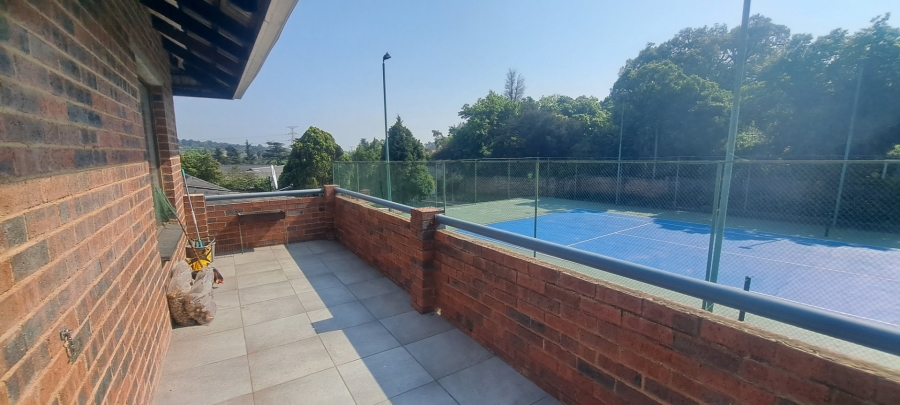 To Let 2 Bedroom Property for Rent in Essexwold Gauteng