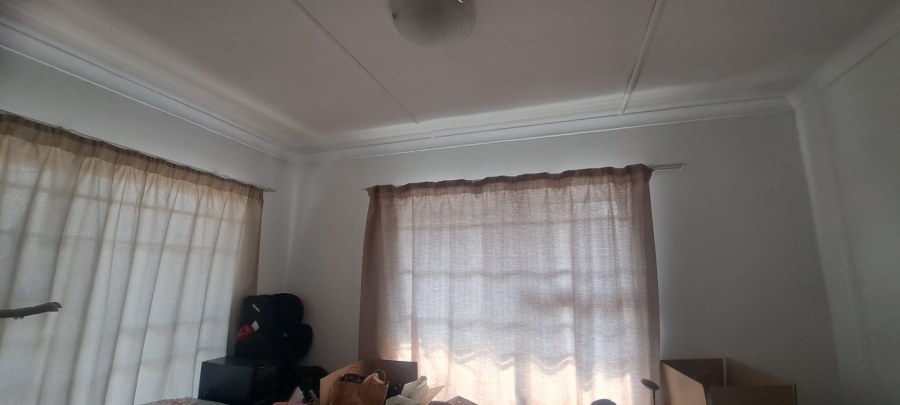 To Let 2 Bedroom Property for Rent in Essexwold Gauteng