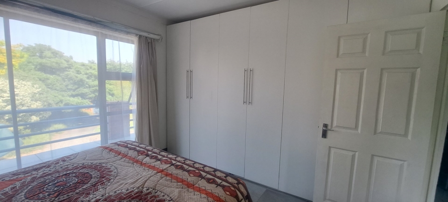 To Let 2 Bedroom Property for Rent in Essexwold Gauteng
