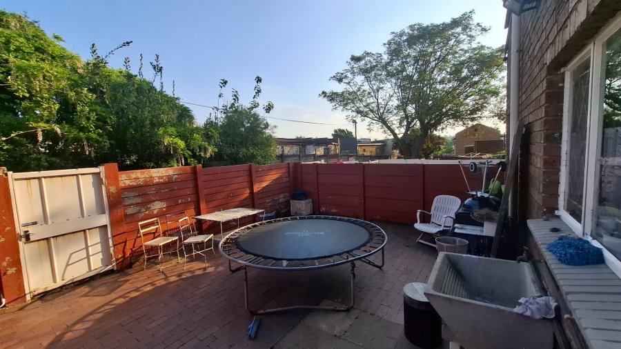 3 Bedroom Property for Sale in Haddon Gauteng