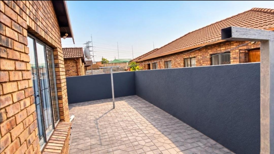 3 Bedroom Property for Sale in Soshanguve East Ext 4 Gauteng