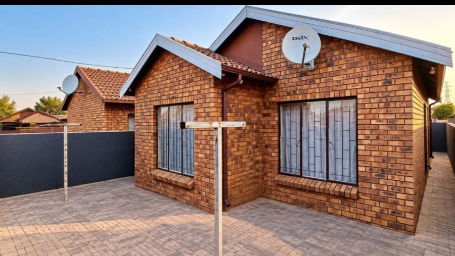 3 Bedroom Property for Sale in Soshanguve East Ext 4 Gauteng
