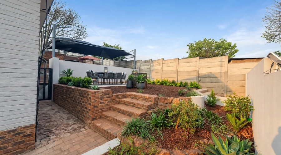 To Let 1 Bedroom Property for Rent in Bedfordview Gauteng