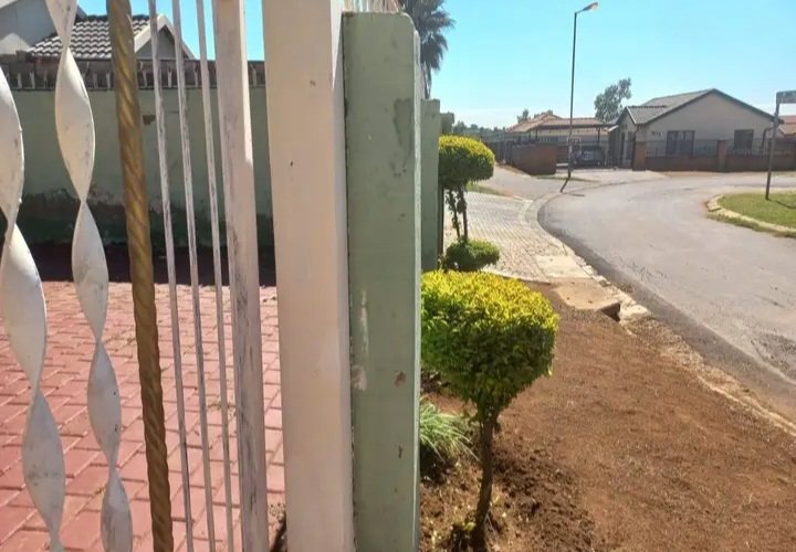 3 Bedroom Property for Sale in Lotus Gardens Gauteng