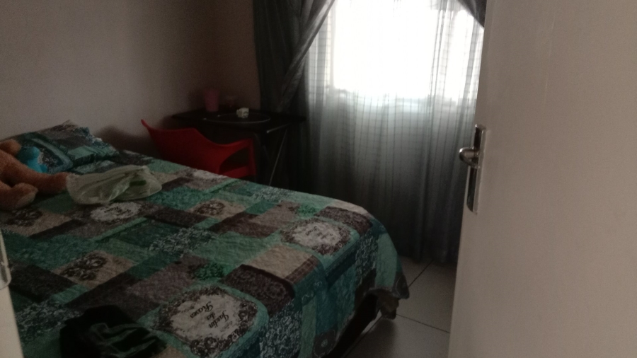  Bedroom Property for Sale in Delmore Park Gauteng