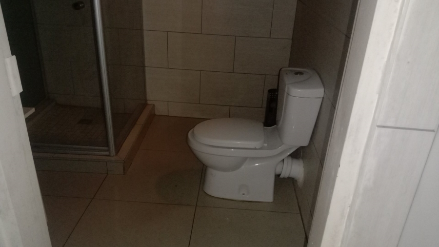 To Let  Bedroom Property for Rent in Windmill Park Gauteng