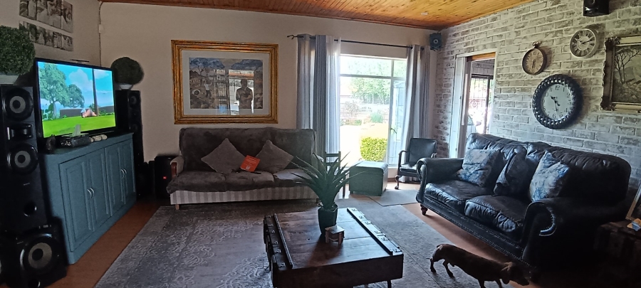 5 Bedroom Property for Sale in Risiville Gauteng