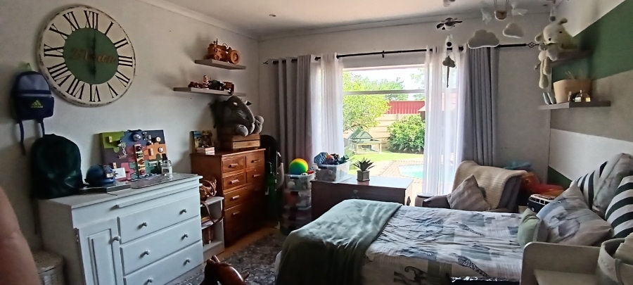 5 Bedroom Property for Sale in Risiville Gauteng