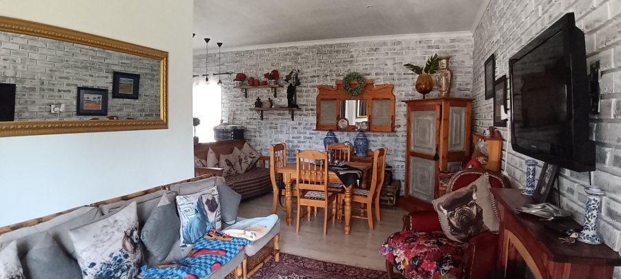 5 Bedroom Property for Sale in Risiville Gauteng