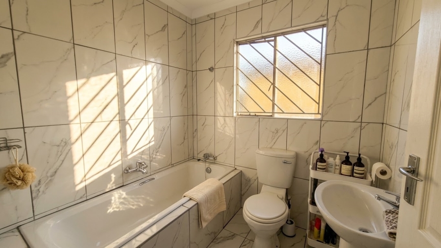 2 Bedroom Property for Sale in Cosmo City Gauteng