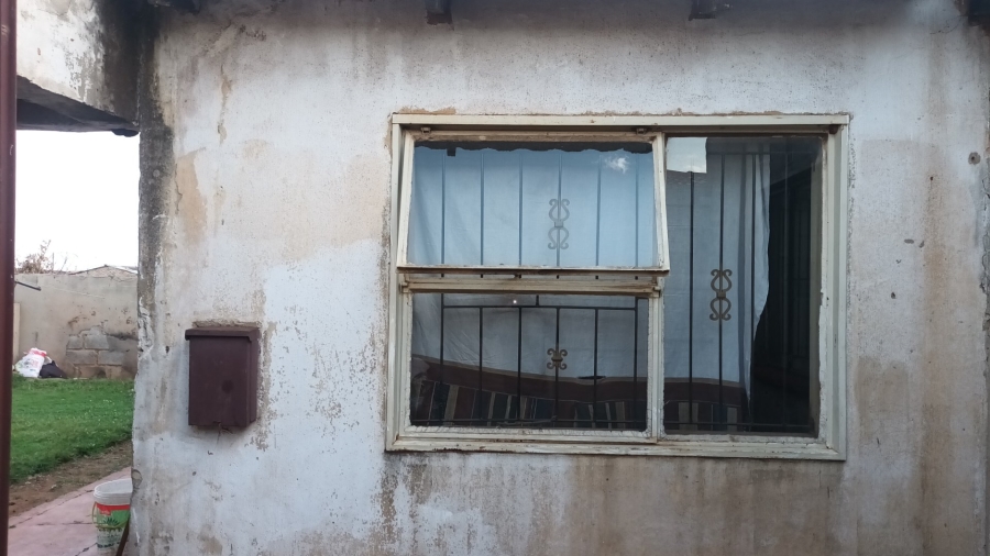 2 Bedroom Property for Sale in Likole Gauteng