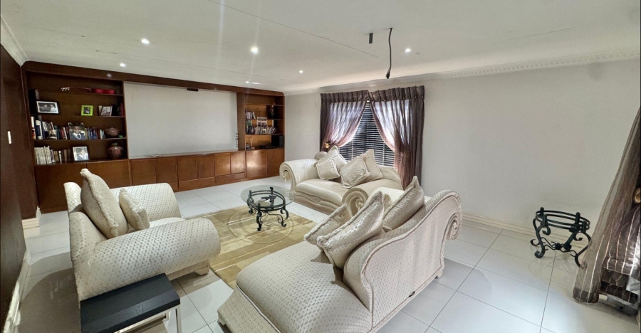 6 Bedroom Property for Sale in President Park Gauteng
