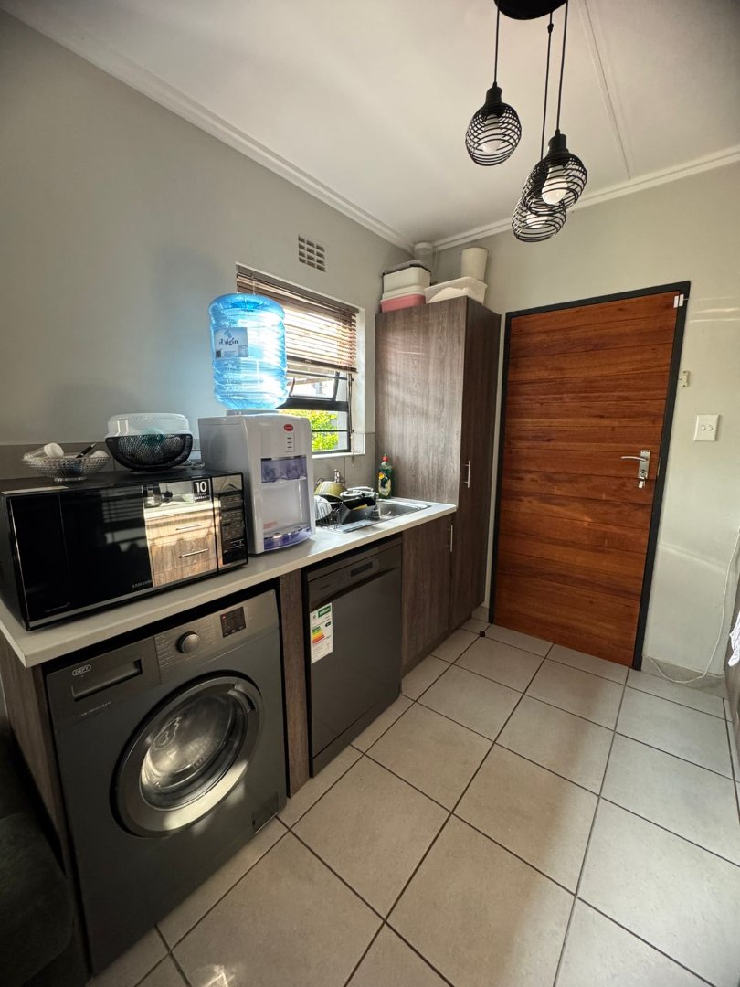  Bedroom Property for Sale in Witpoortjie Gauteng