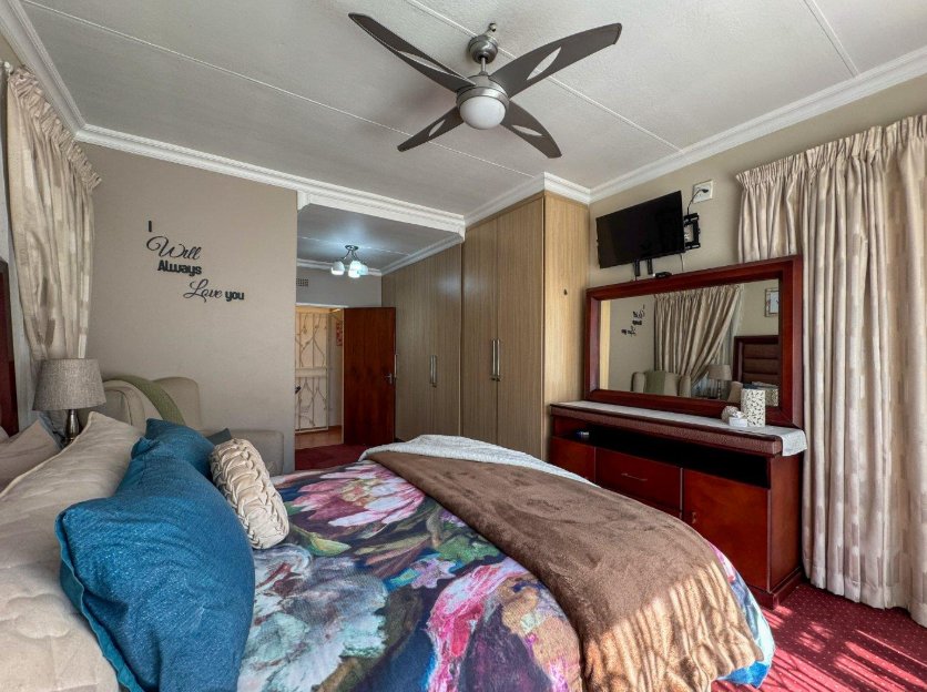 3 Bedroom Property for Sale in Edenvale Central Gauteng