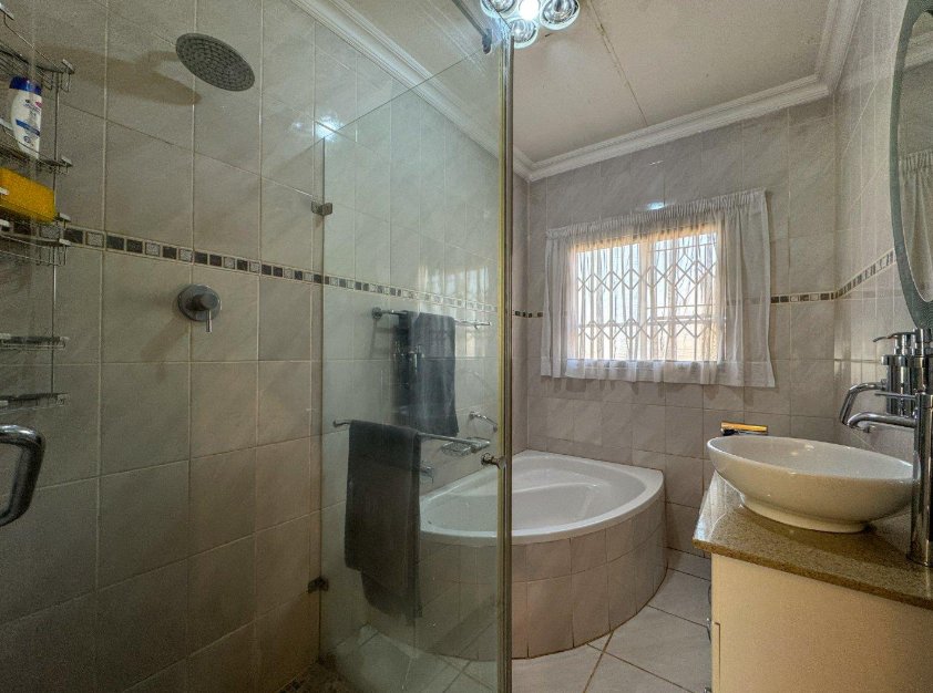 3 Bedroom Property for Sale in Edenvale Central Gauteng